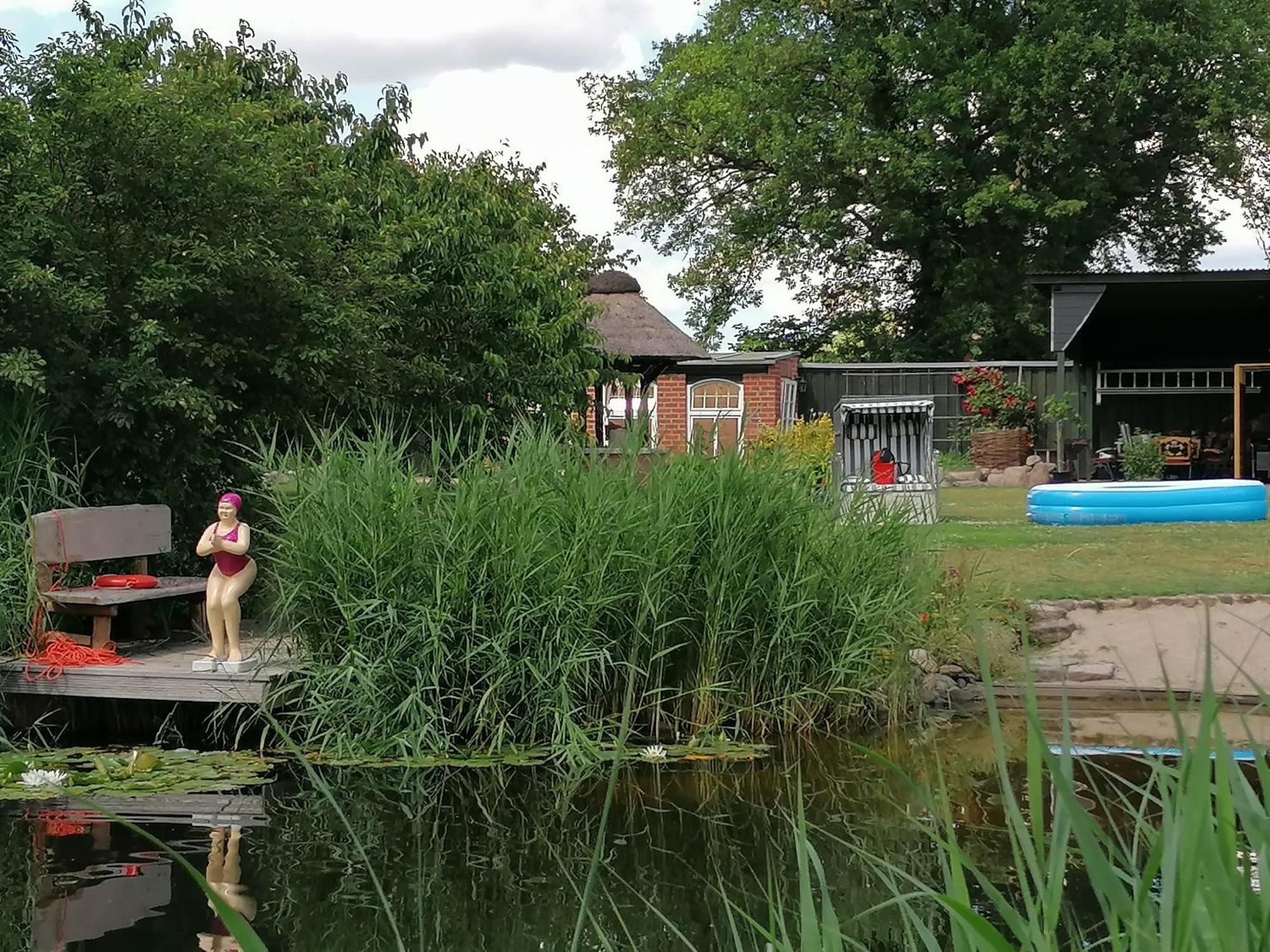 Apartamento Landtraum Im Traumland Mecklenburg Warin Exterior foto