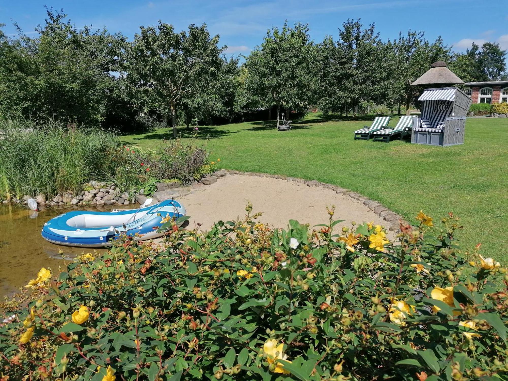 Apartamento Landtraum Im Traumland Mecklenburg Warin Exterior foto