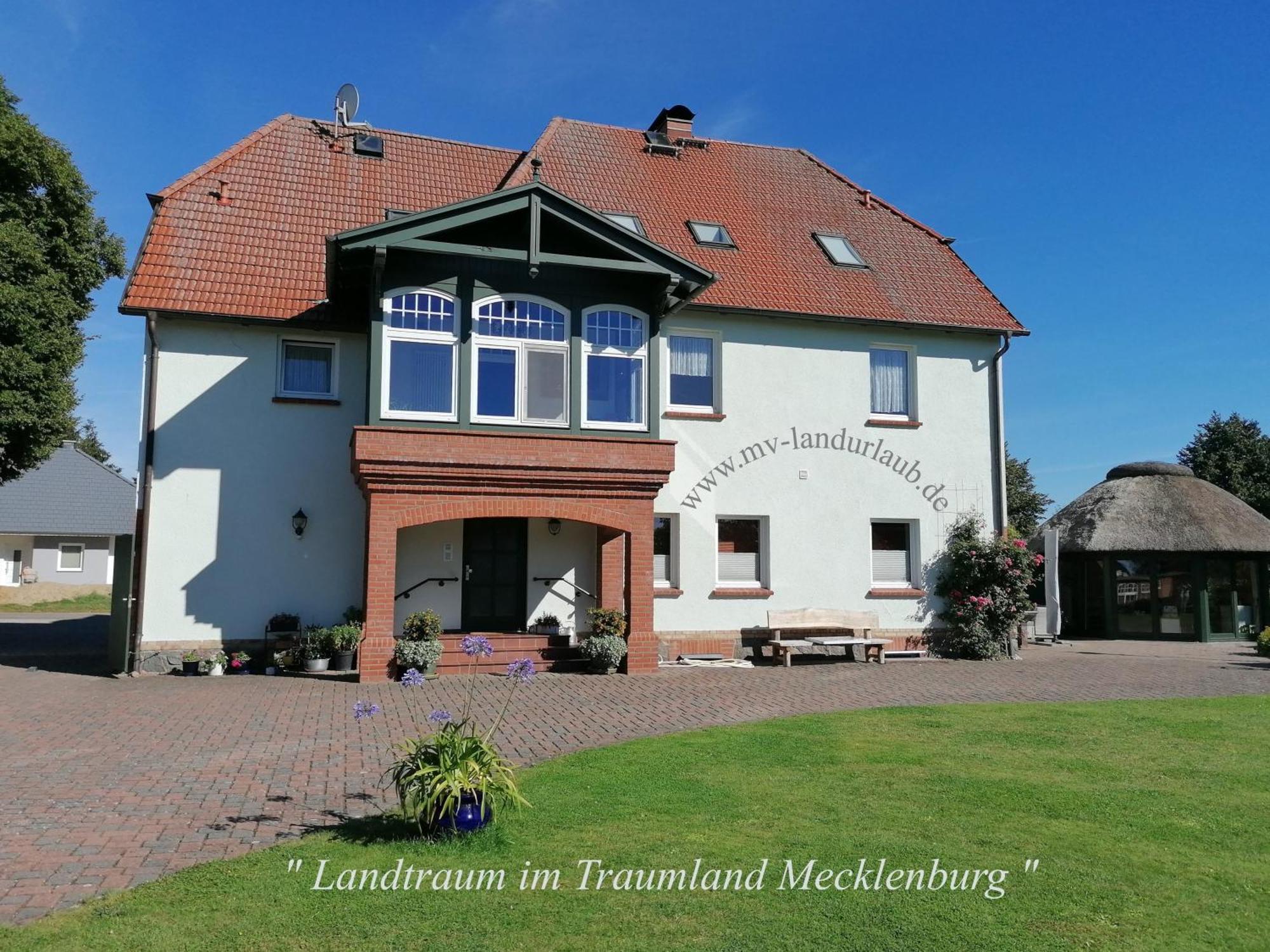 Apartamento Landtraum Im Traumland Mecklenburg Warin Exterior foto